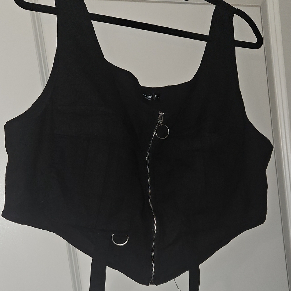 SHEIN Black Zip-Up Tank Top